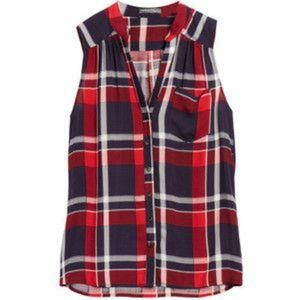 Market and Spruce Leavenworth sleeveless top